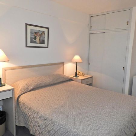 Hotel Tres Cruces มอนเตวิเดโอ ภายนอก รูปภาพ