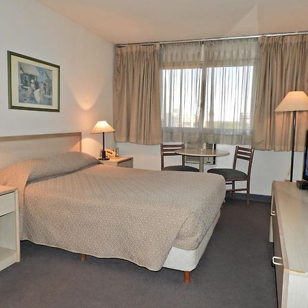 Hotel Tres Cruces มอนเตวิเดโอ ภายนอก รูปภาพ