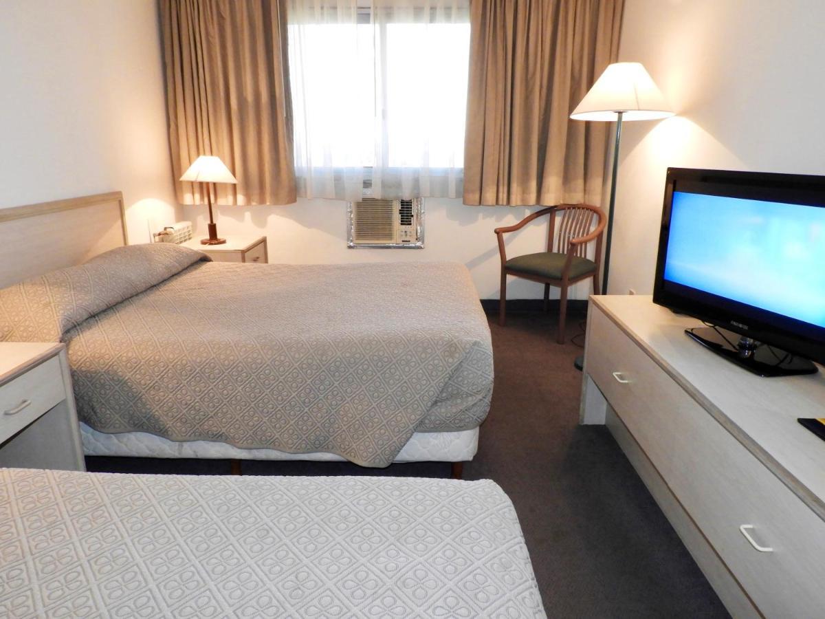 Hotel Tres Cruces มอนเตวิเดโอ ภายนอก รูปภาพ