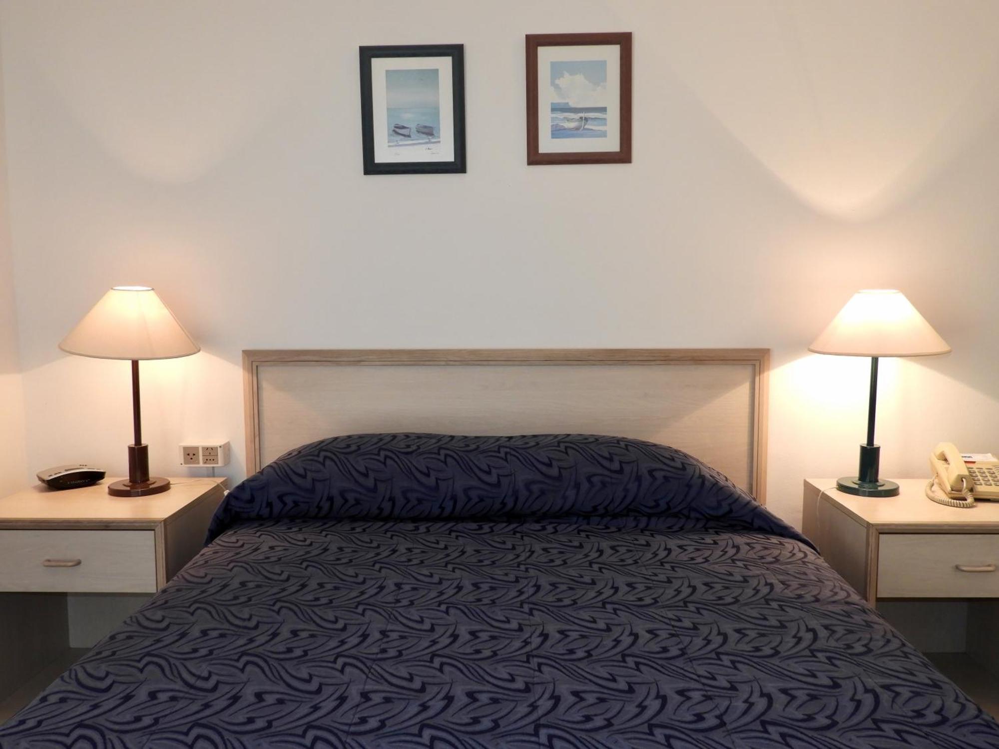 Hotel Tres Cruces มอนเตวิเดโอ ภายนอก รูปภาพ