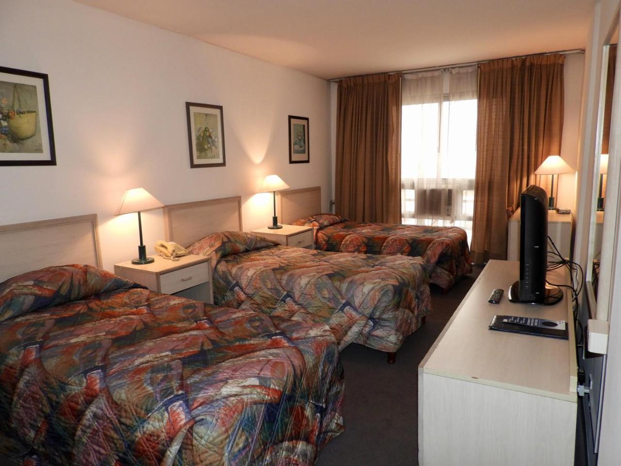 Hotel Tres Cruces มอนเตวิเดโอ ภายนอก รูปภาพ