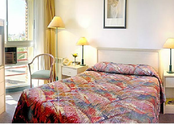 Hotel Tres Cruces มอนเตวิเดโอ ภายนอก รูปภาพ