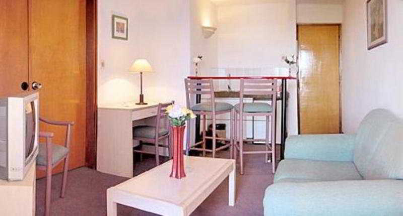 Hotel Tres Cruces มอนเตวิเดโอ ภายนอก รูปภาพ